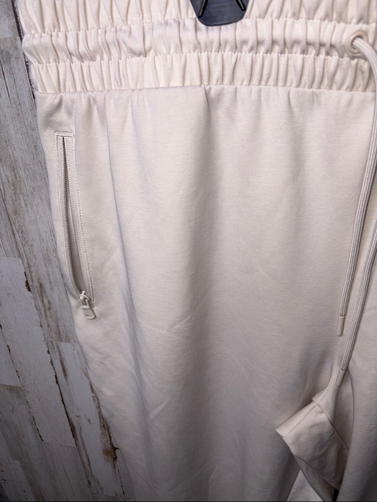 Old Navy Dynamic Fleece High Rise Jogger Pants - Cream Drawstring Waist 2X NWT! - Picture 4 of 14